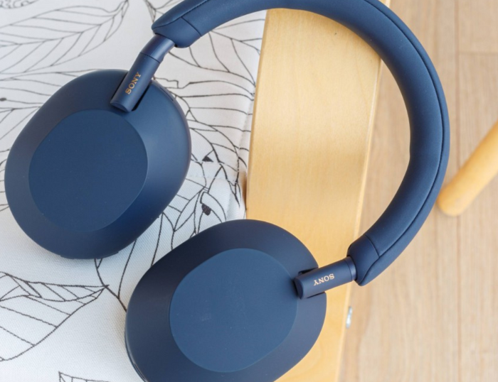 Best Noise-Canceling Headphones